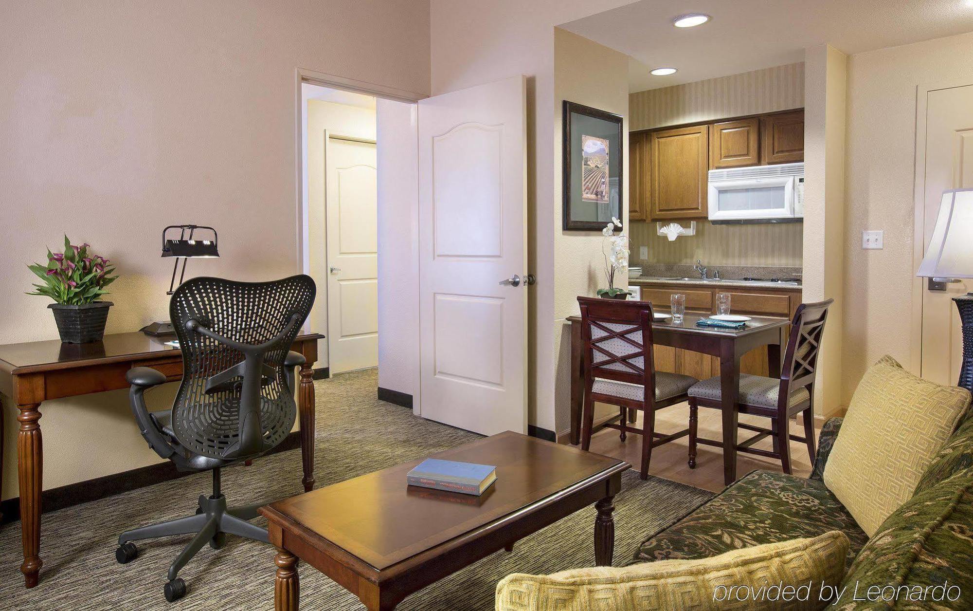 Homewood Suites By Hilton San Diego-Del Mar Exterior photo